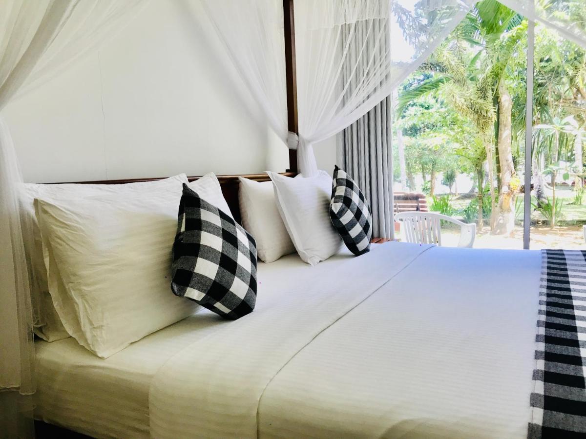 O2 Villas - เวลิกามา ภายนอก รูปภาพ