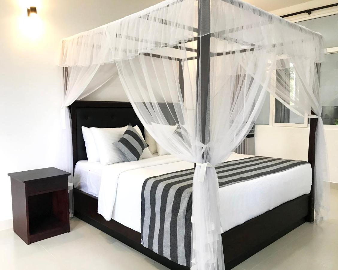 O2 Villas - เวลิกามา ภายนอก รูปภาพ